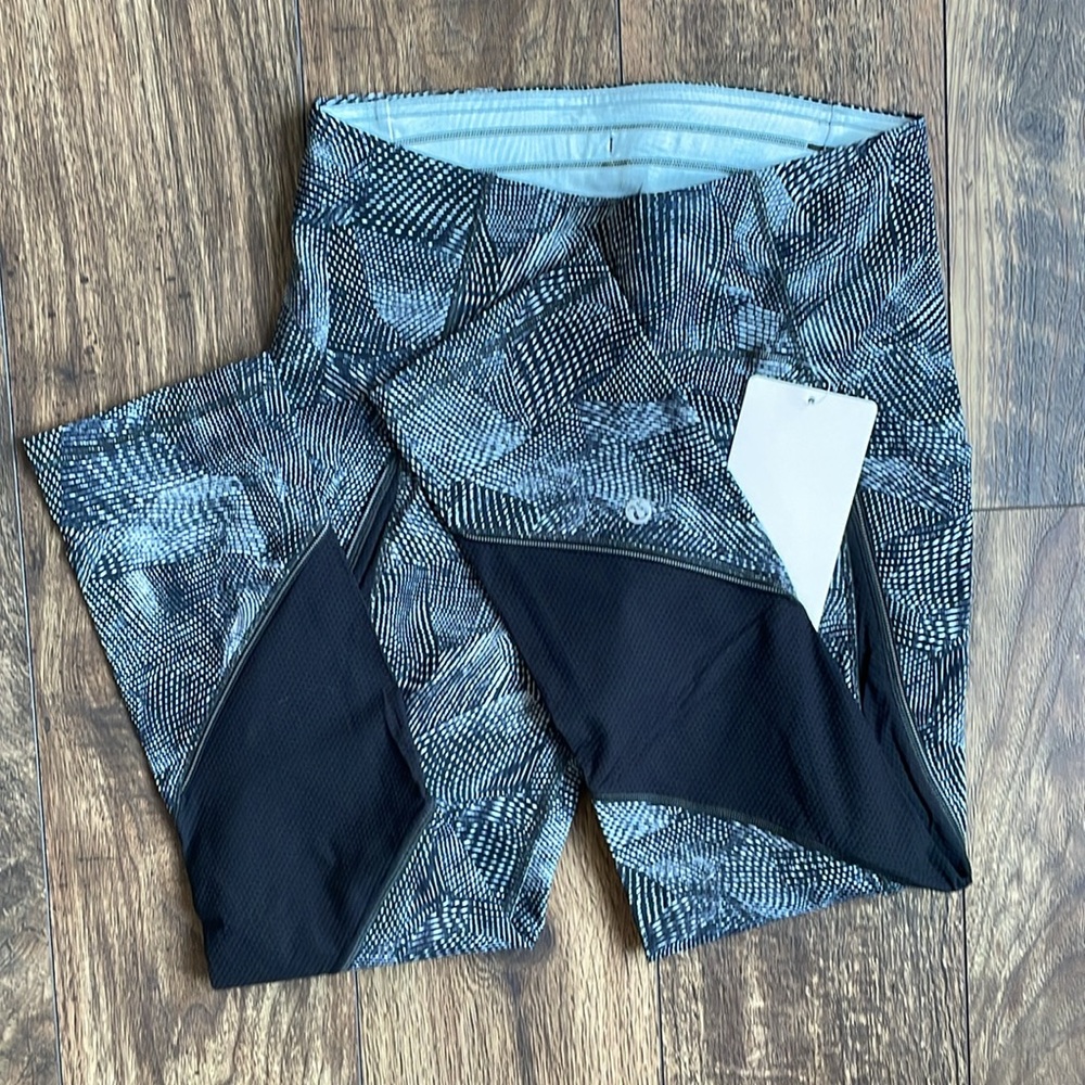 Lululemon Run Off Route MR Crop